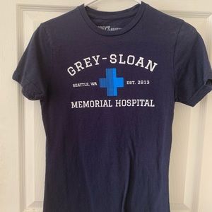 box lunch grey’s anatomy shirt!